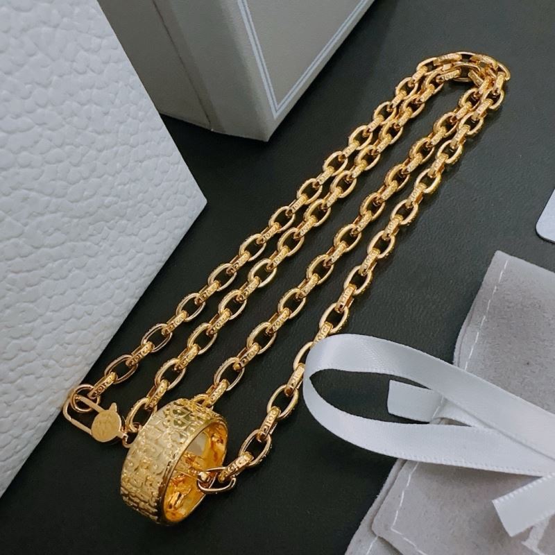 chr1st1an D10r necklaces